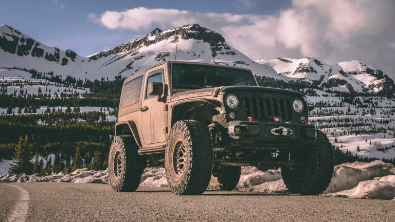 Do Jeep Wrangler Flip Over Easily?  [What You Need to Know]